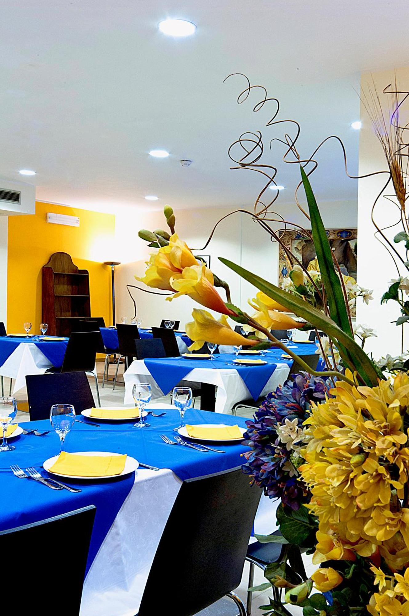 City Hotel & Suites Foligno Kültér fotó