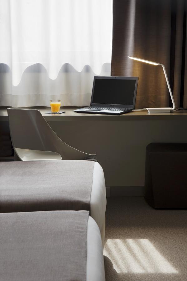 City Hotel & Suites Foligno Kültér fotó