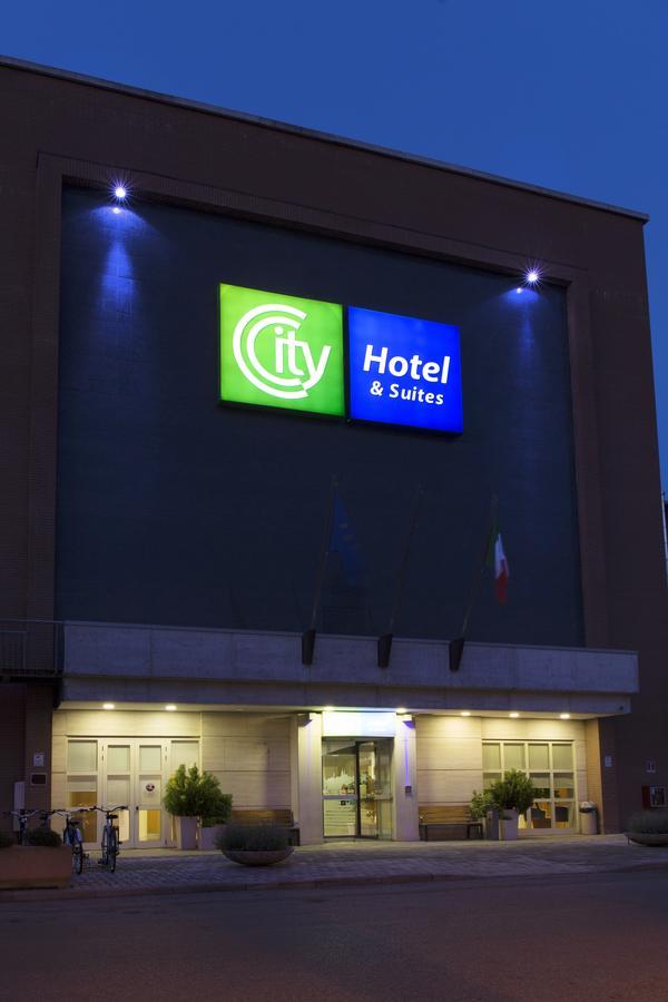 City Hotel & Suites Foligno Kültér fotó