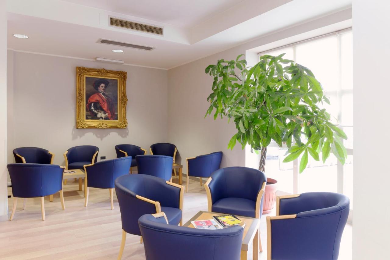City Hotel & Suites Foligno Kültér fotó